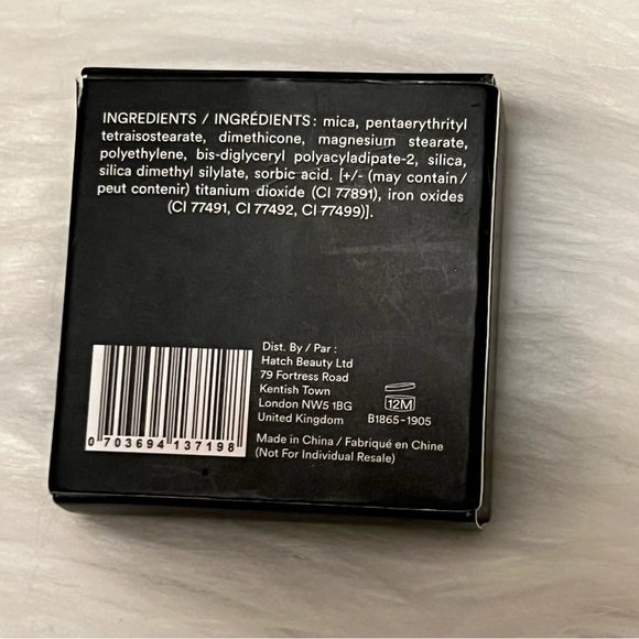 ❌SOLD❌Phase Zero Velvet Pressed Eyeshadow - Plum - Picture 2 of 7